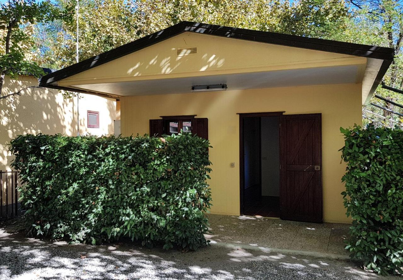 Camping Luna Hotel Marina di Massa Eksteriør billede
